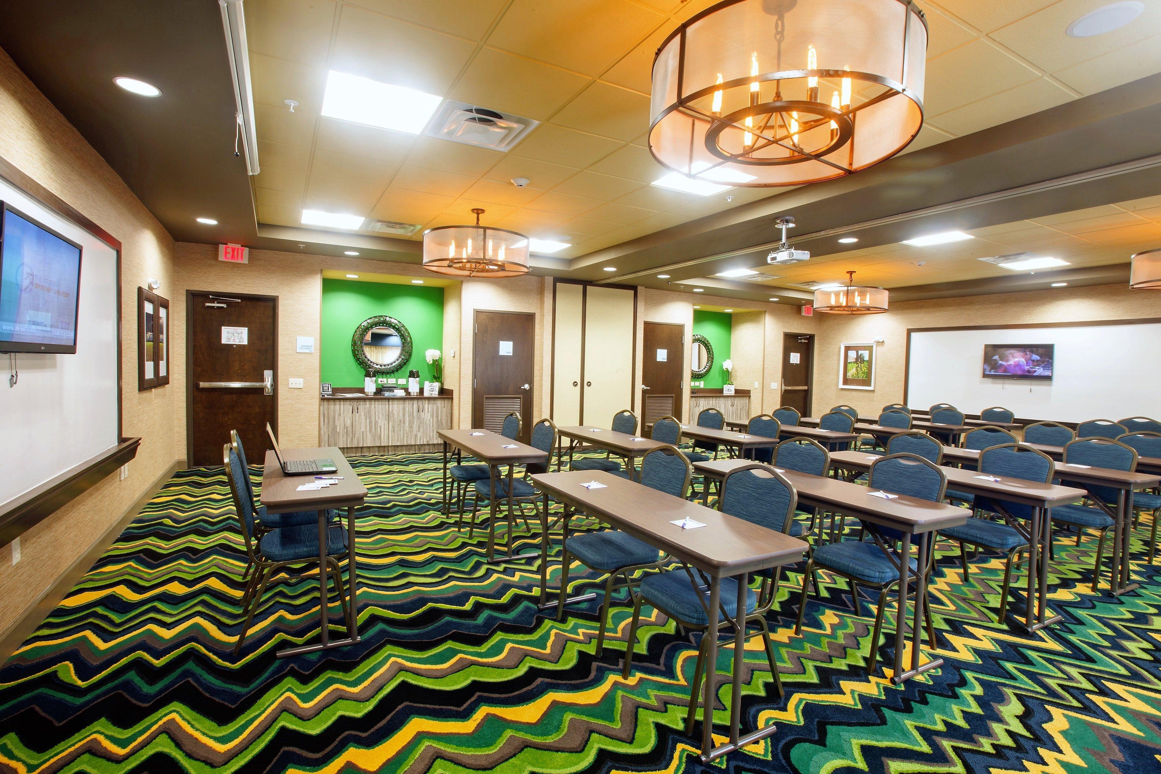Holiday Inn Express & Suites Perry-National Fairground Area By Ihg Экстерьер фото